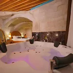Cappadocia Secret Hill Cave 괴레메