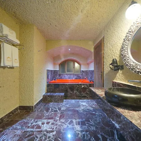 Готель Cappadocia Secret Hill Cave *