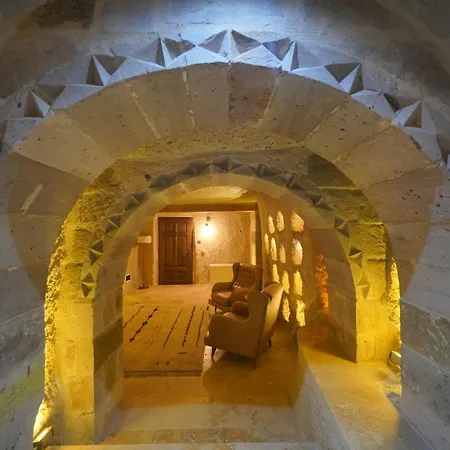 Cappadocia Secret Hill Cave Hotel *