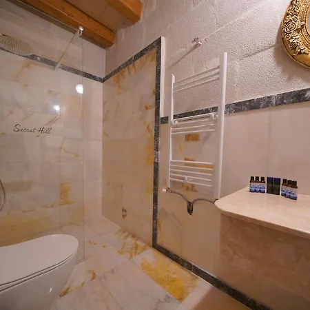 Cappadocia Secret Hill Cave Гьореме